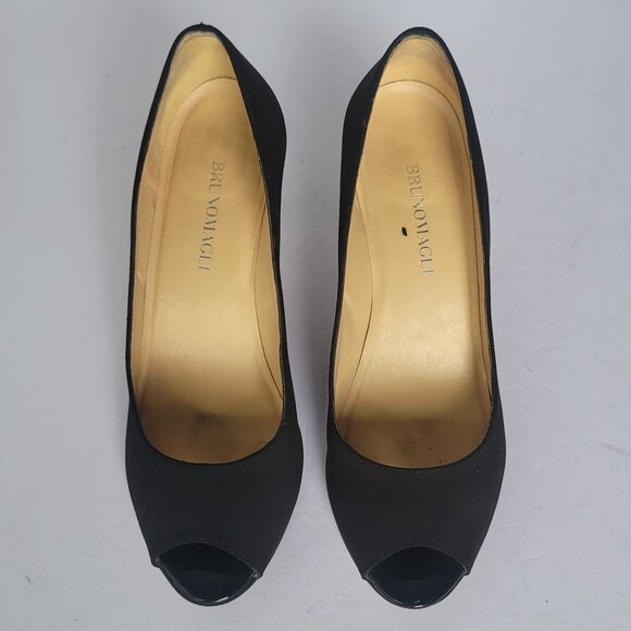 Bruno Magli Black Peep Toe Kitten Heel Pumps. Size 7.5B - Picture 2 of 9